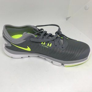 Nike Flex Supreme TR 4 Women's Cross-Training Shoe